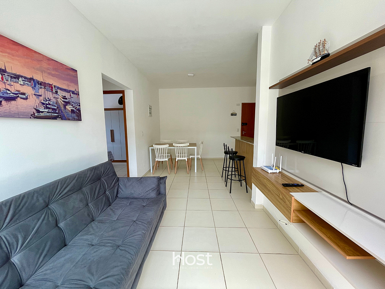 Apto com A/C e Churrasqueira à 500m da praia