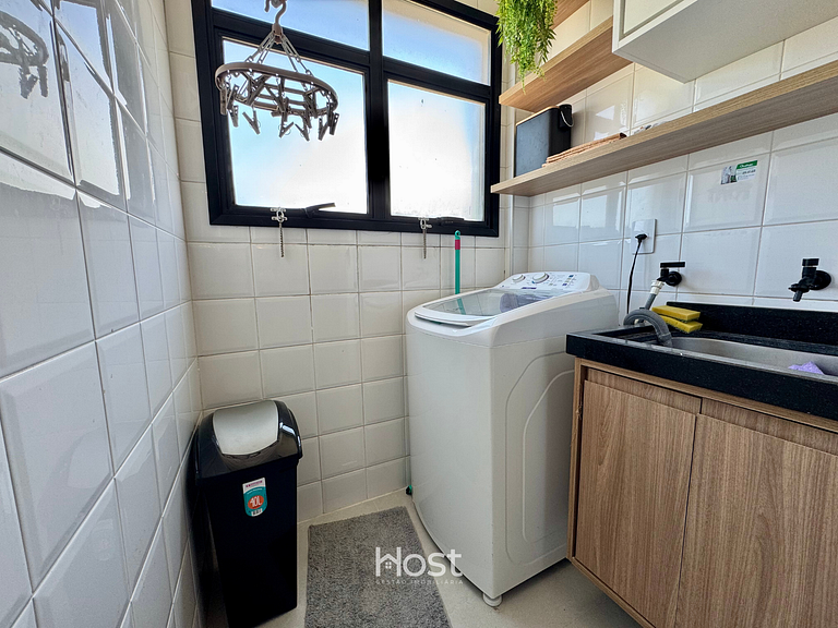 Cobertura com A/C e Churrasqueira a 700m da Praia