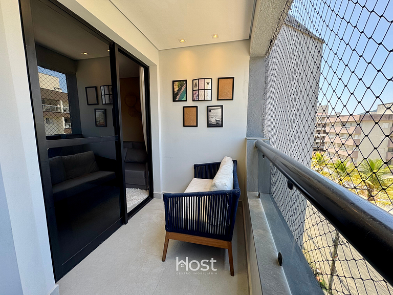 Cobertura com A/C e Churrasqueira a 700m da Praia