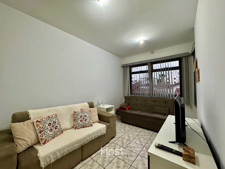 Ap Central com Ar Cond. e Piscina no Condomínio