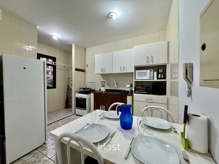 Ap Central com Ar Cond. e Piscina no Condomínio