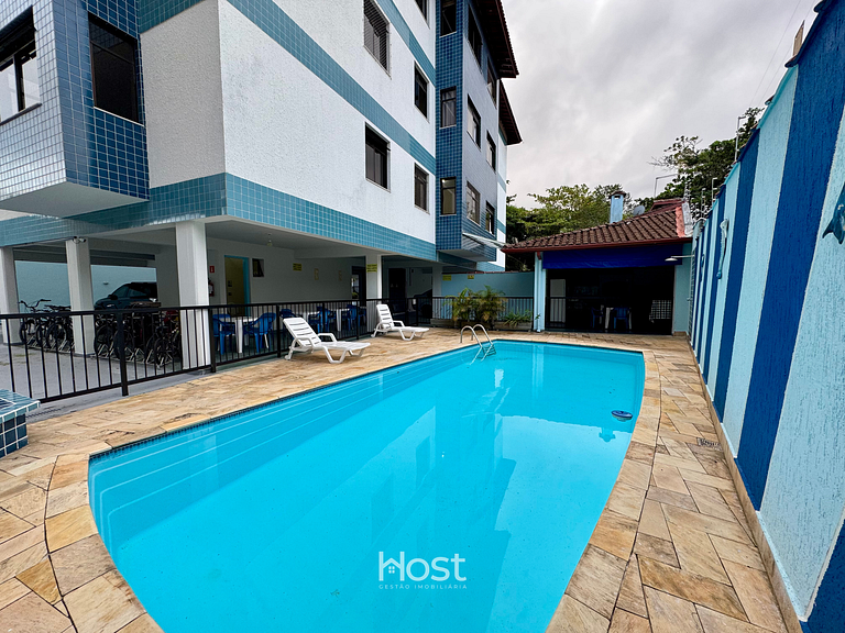 Ap Central com Ar Cond. e Piscina no Condomínio