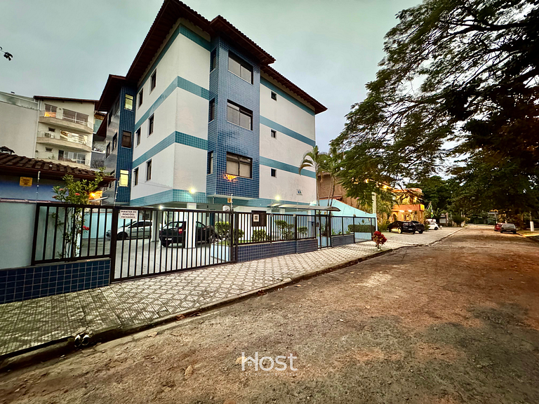 Ap Central com Ar Cond. e Piscina no Condomínio