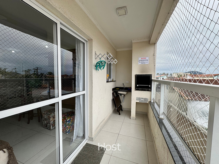 Apto com Churrasqueira e Piscina em região central