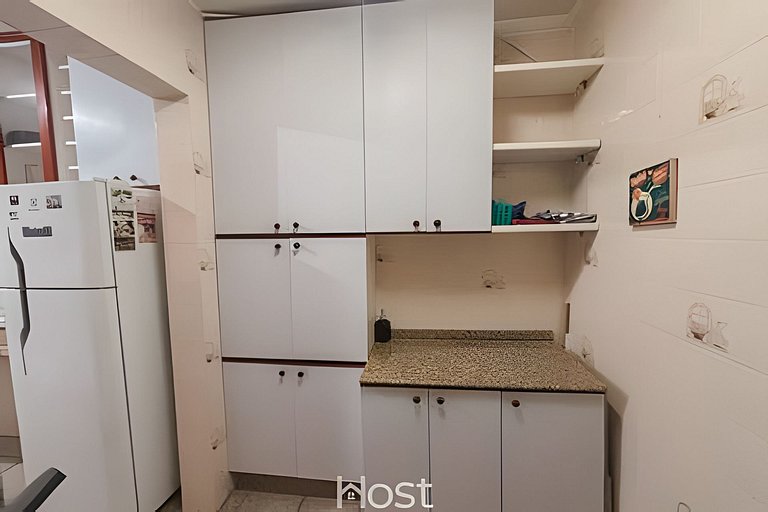 Ap com Piscina | Churrasqueira | 550m da Praia